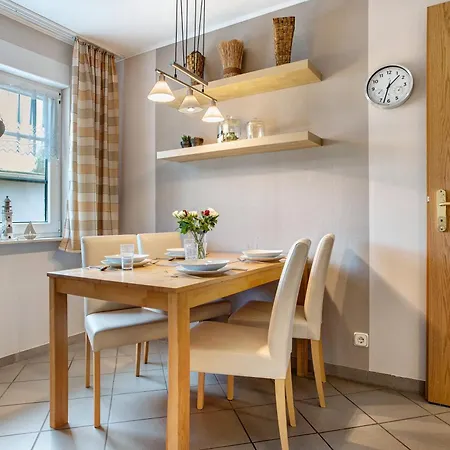 K Schroeder Sundhagen-Niederhof